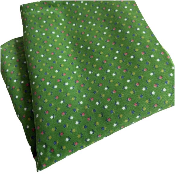 Vintage Kelly Green Fabric with Pink & Blue Tulips Calico Fabric Spring Easter - Picture 1 of 6